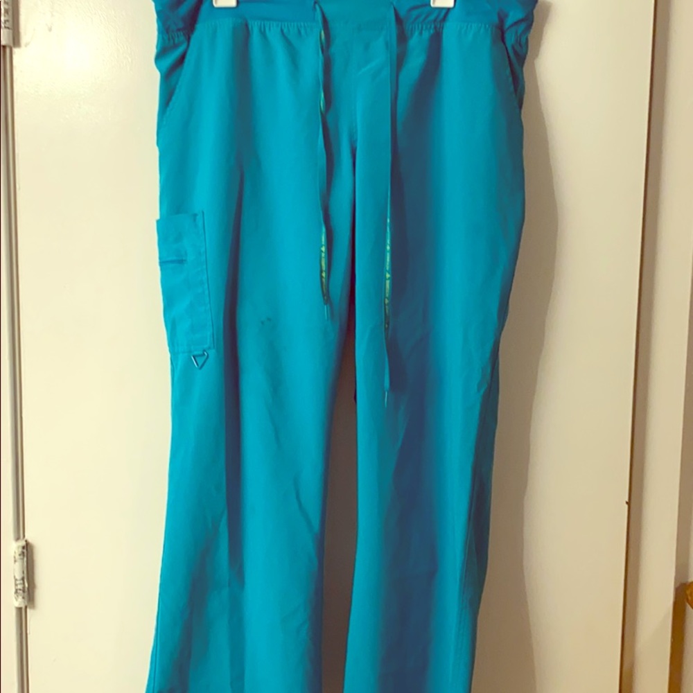 Scrub bottoms